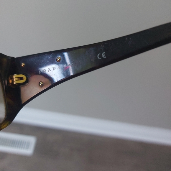 Prada sunglasses with case and cloth. Earth tones Brown tan - Picture 8 of 11